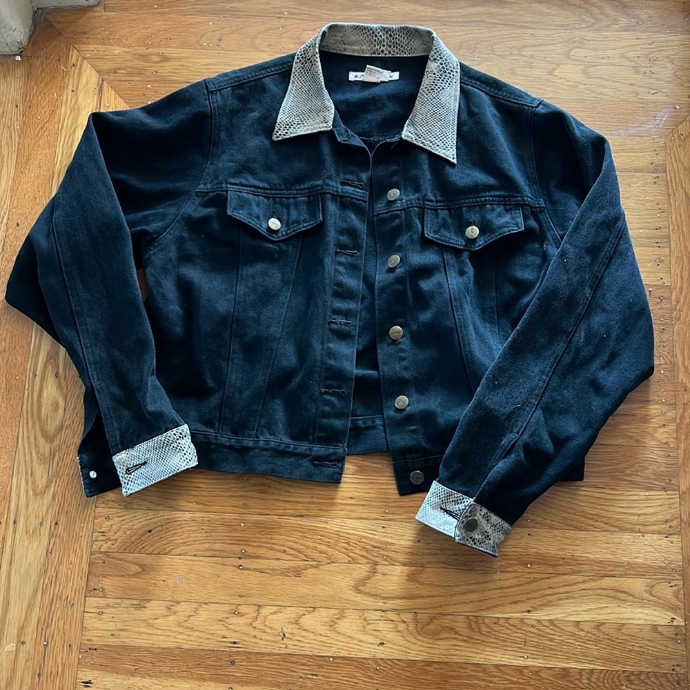 Black Jean jacket with genuine leather trim